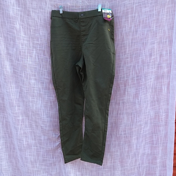 Women's clam diggers - Picture 1 of 3